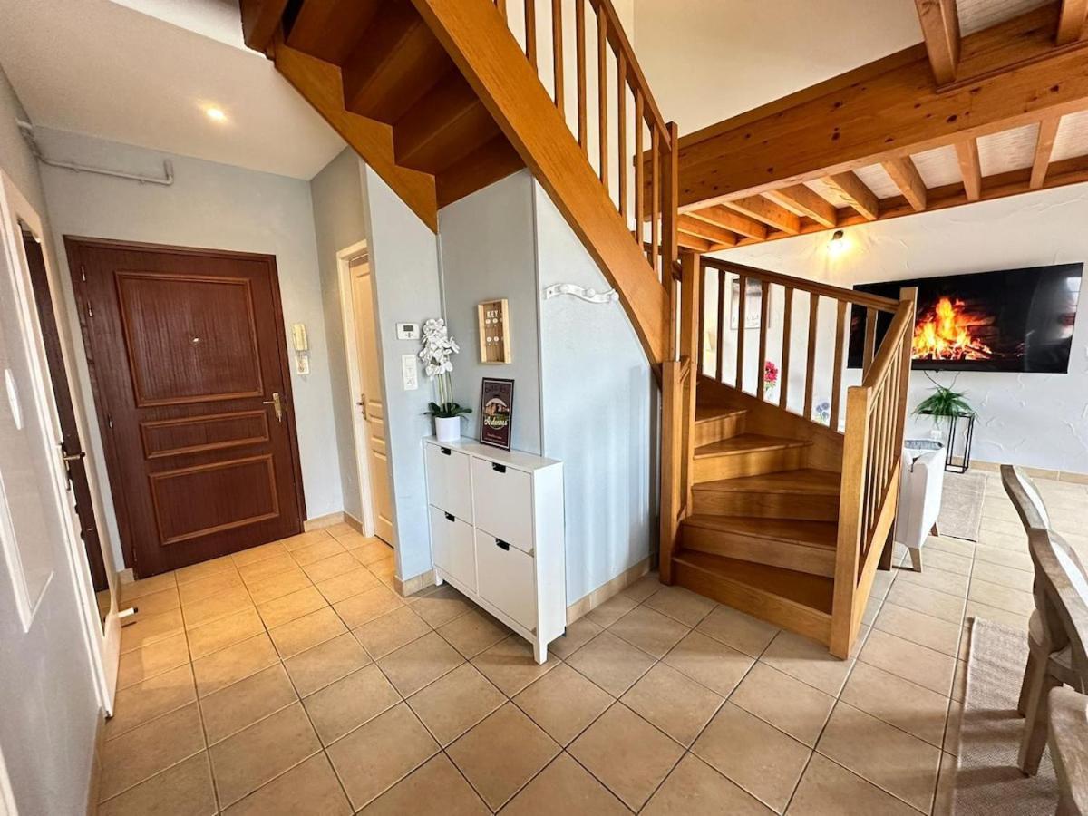 S Bayleved'Air Duplex Vue Chateau, Balneo Et Sauna Sedan Bagian luar foto