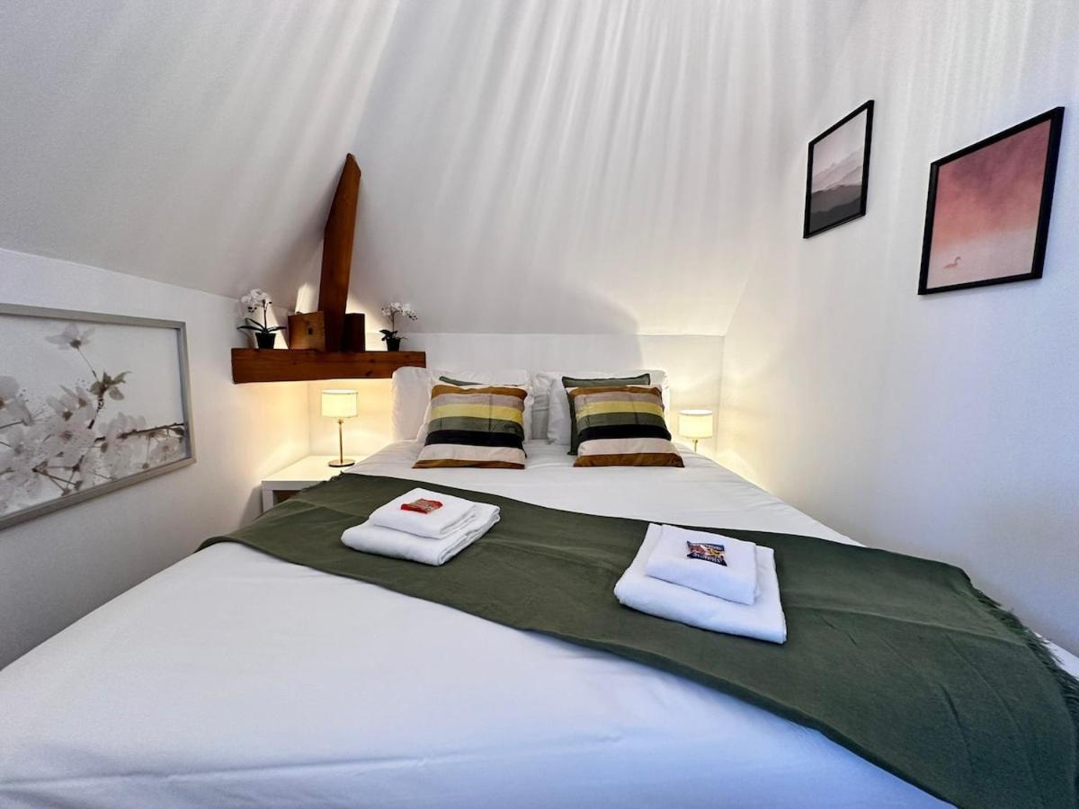 S Bayleved'Air Duplex Vue Chateau, Balneo Et Sauna Sedan Bagian luar foto